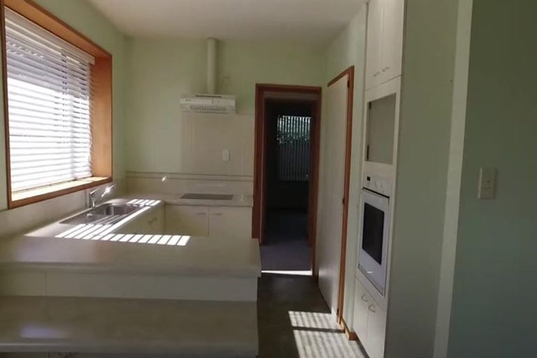 Photo of property in 30 Kintyre Drive, Broomfield, Christchurch, 8042