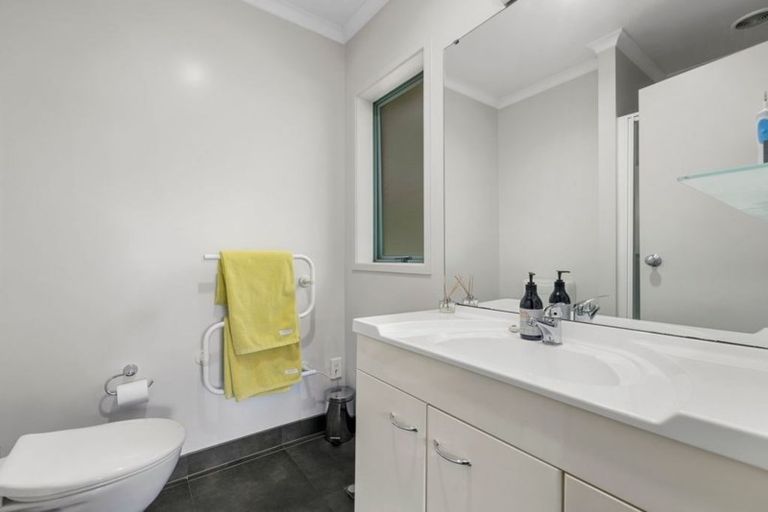 Photo of property in 51 Kristin Lane, Albany, Auckland, 0632