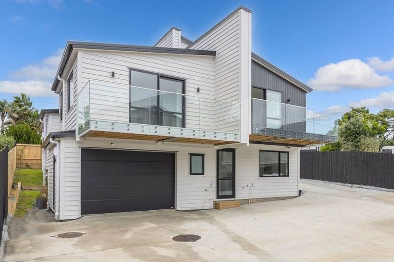 Photo of property in 49a Golf Road, New Lynn, Auckland, 0600