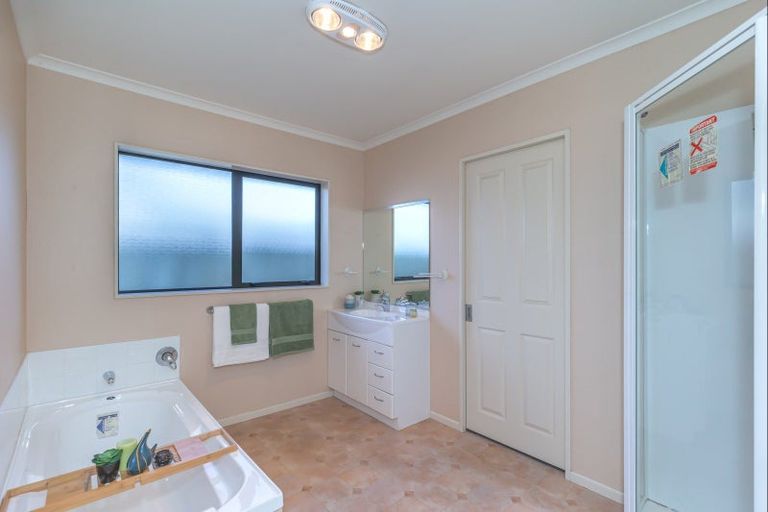Photo of property in 61a Salisbury Street, Levin, 5510