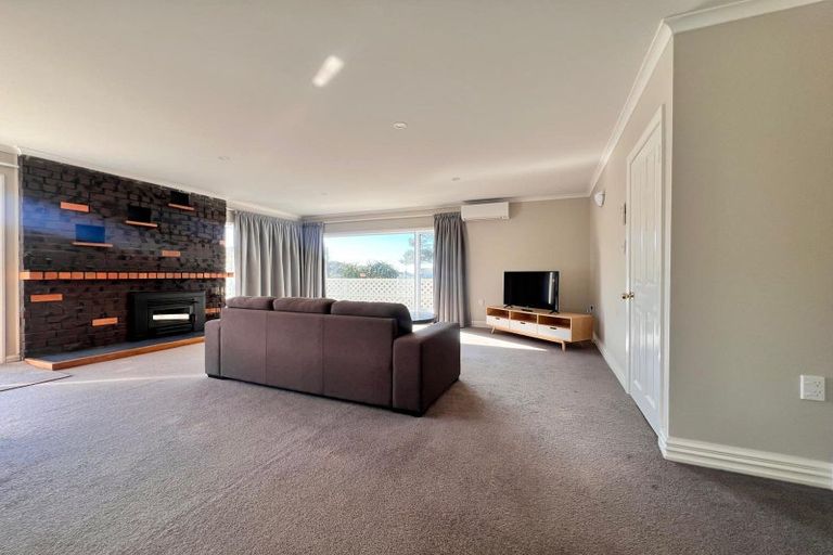 Photo of property in 4 Takutai Road, Pukerua Bay, 5026