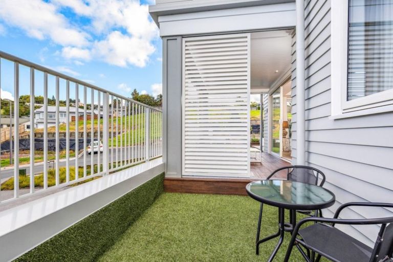 Photo of property in 164 Landmark Terrace, Orewa, 0931