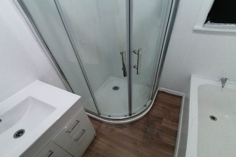 Photo of property in 2 James Road, Manurewa, Auckland, 2102