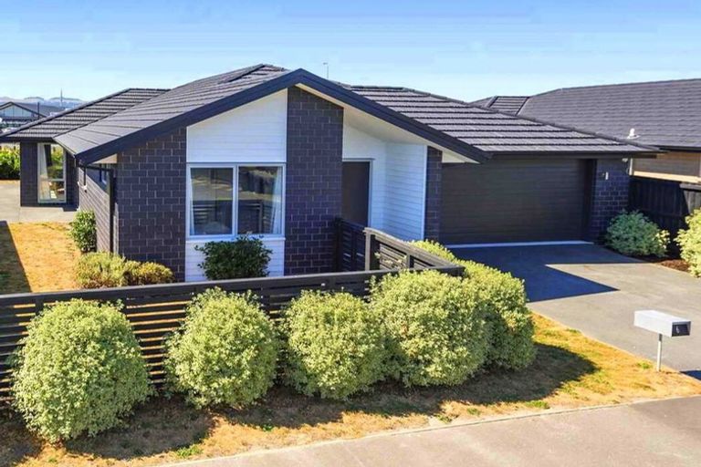 Photo of property in 6 Ronaldson Lane, Wigram, Christchurch, 8042