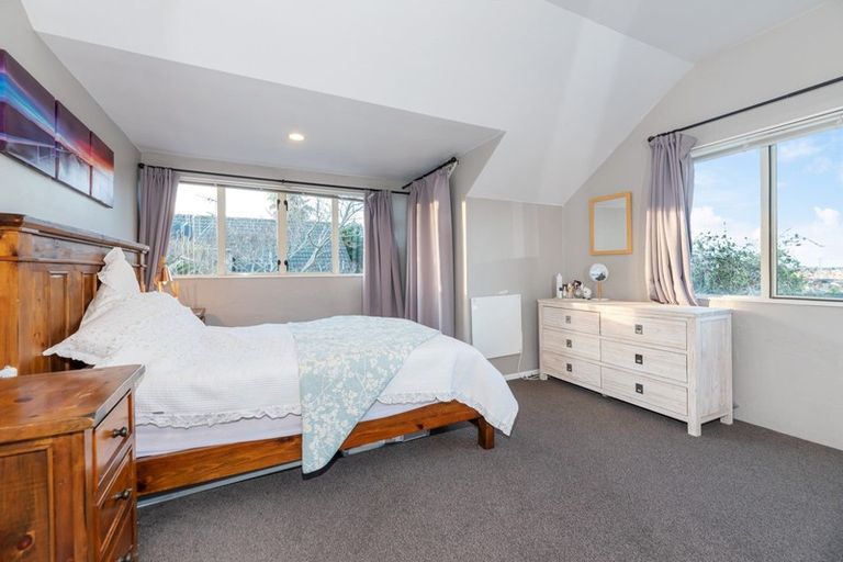 Photo of property in 473 Don Buck Road, Massey, Auckland, 0614