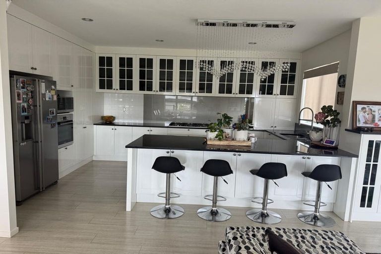 Photo of property in 1 Irongate Avenue, Ranui, Auckland, 0612