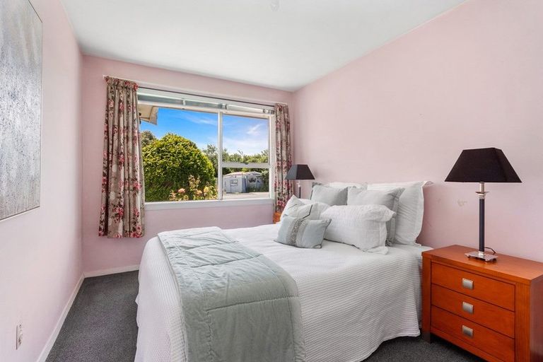 Photo of property in 4/17 Elizabeth Street, Riccarton, Christchurch, 8011