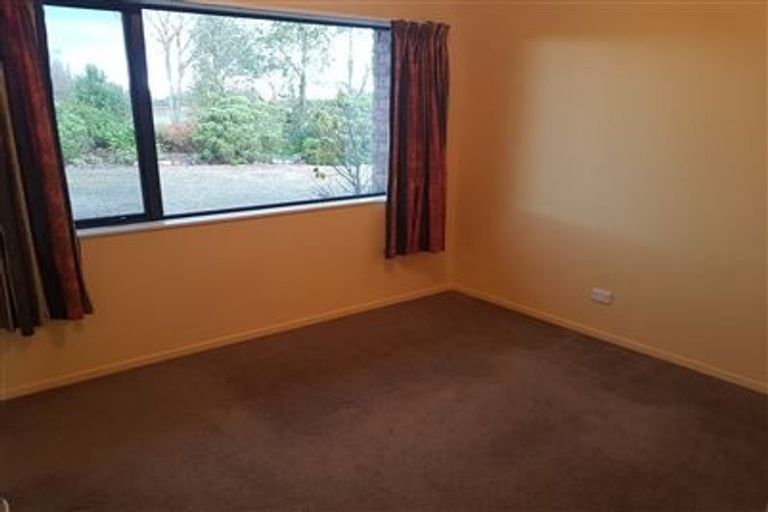 Photo of property in 203 Johns Road, Rangiora, 7400