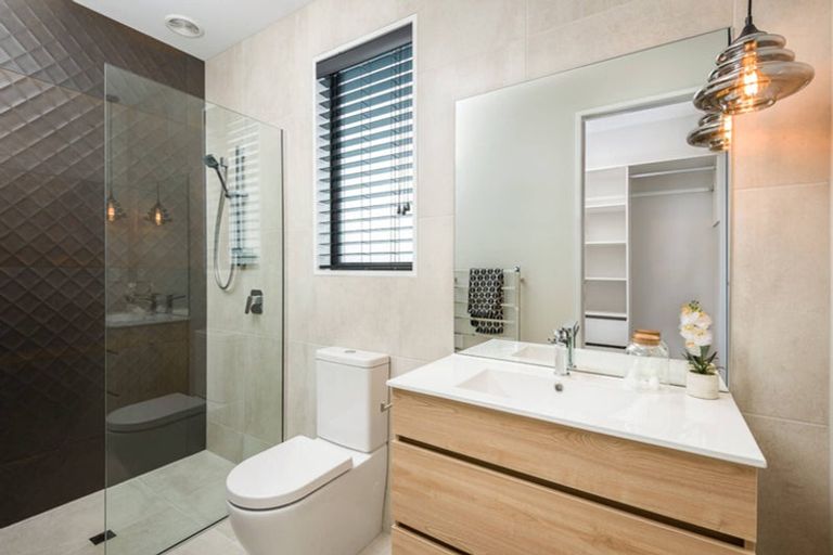 Photo of property in 104h Johns Road, Belfast, Christchurch, 8051