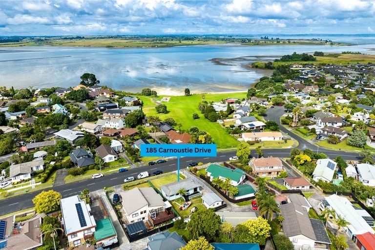 Photo of property in 185 Carnoustie Drive, Wattle Downs, Auckland, 2103