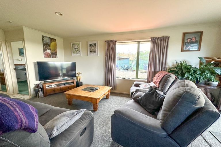 Photo of property in 77 Patons Rock Road, Patons Rock, Takaka, 7182