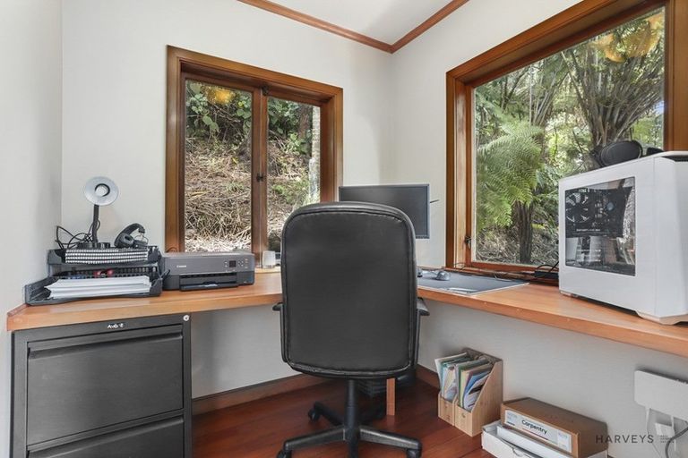 Photo of property in 27 Scenic Drive, Titirangi, Auckland, 0604