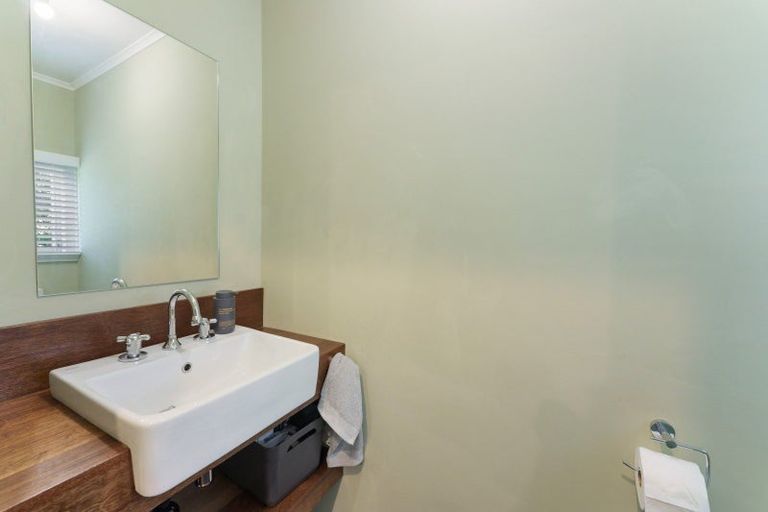 Photo of property in 3 Arthur Street, Waikawa Beach, Manakau, 5573