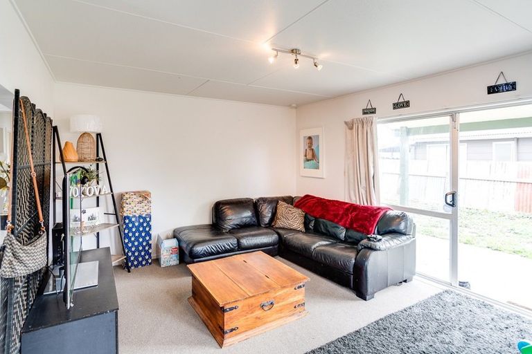 Photo of property in 248 Flaxmere Avenue, Flaxmere, Hastings, 4120