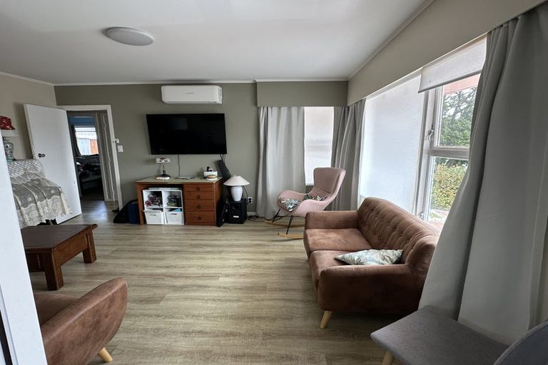 Photo of property in 13 Ervine Place, Bucklands Beach, Auckland, 2014