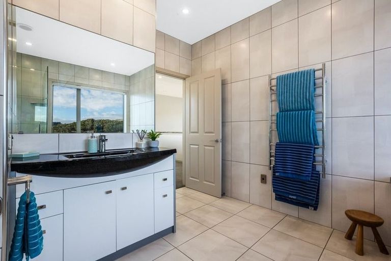Photo of property in 75b Paremata Haywards Road, Pauatahanui, Porirua, 5381