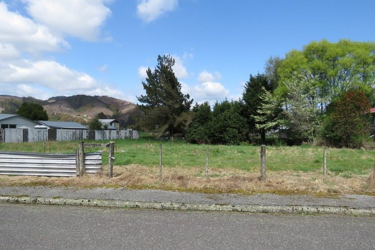 Photo of property in 7 Conlon Street, Reefton, 7830
