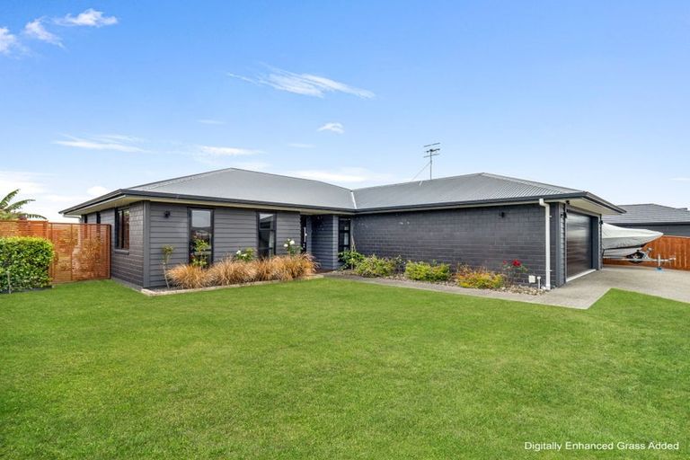Photo of property in 20 Magnolia Crescent, Tawhero, Whanganui, 4501