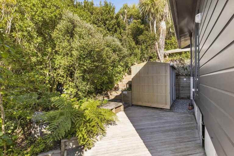 Photo of property in 127a Makara Road, Karori, Wellington, 6012
