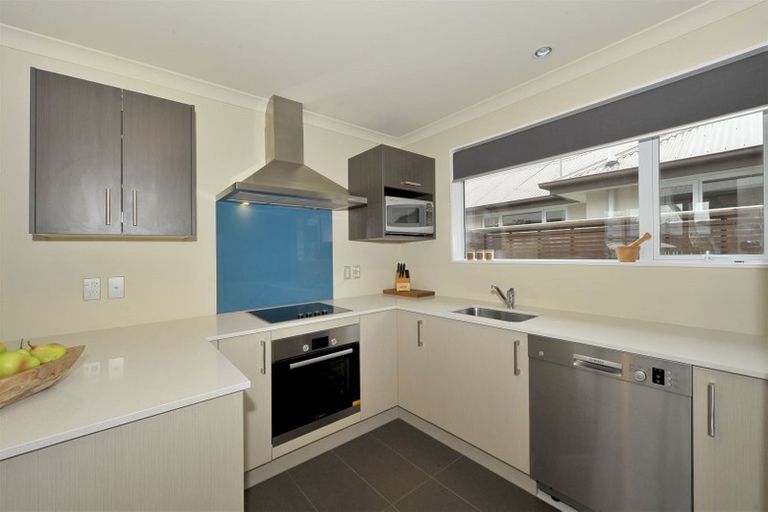 Photo of property in 2 Colina Street, Avonhead, Christchurch, 8042