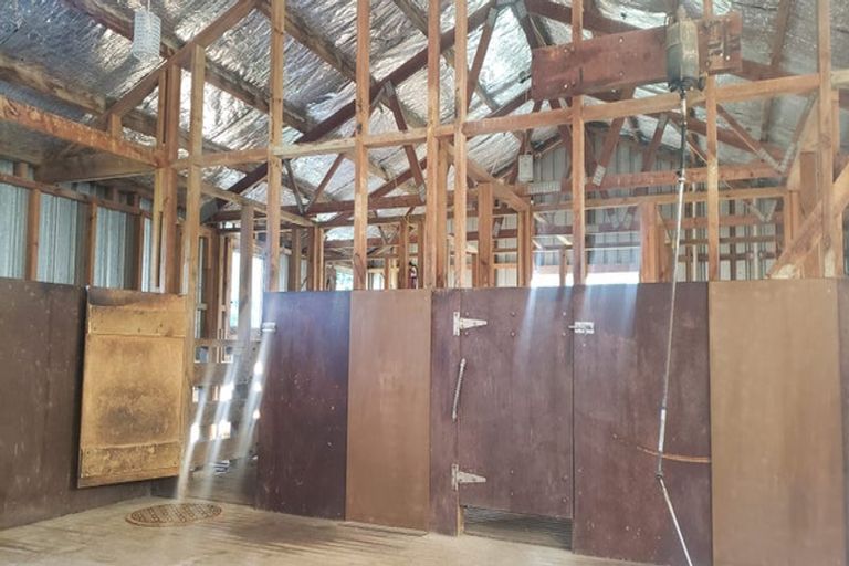 Photo of property in 33 Montgomerys Road, Little River, 7591