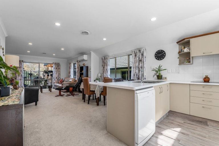 Photo of property in 285unit Vaughan Road, Owhata, Rotorua, 3010