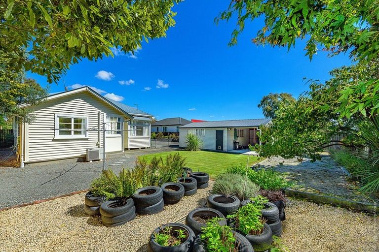 Photo of property in 39 Russell Street, Linwood, Christchurch, 8062