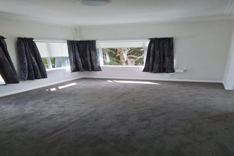 Photo of property in 133 Birkenhead Avenue, Birkenhead, Auckland, 0626