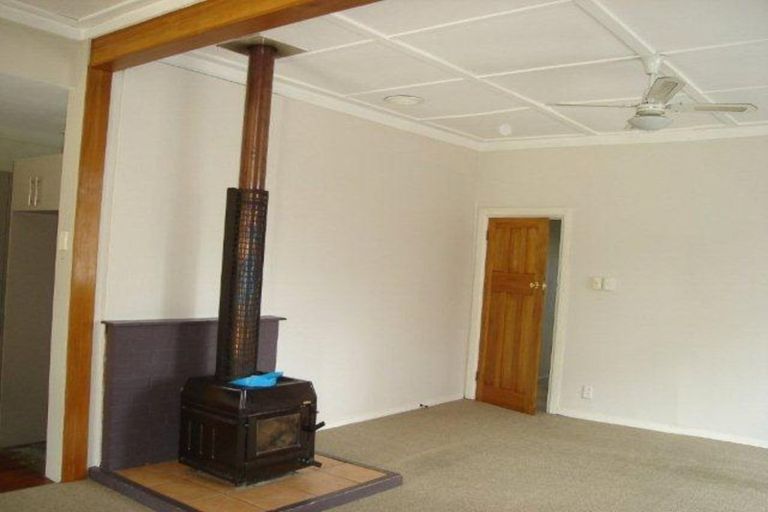 Photo of property in 81 Queen Street, Westport, 7825