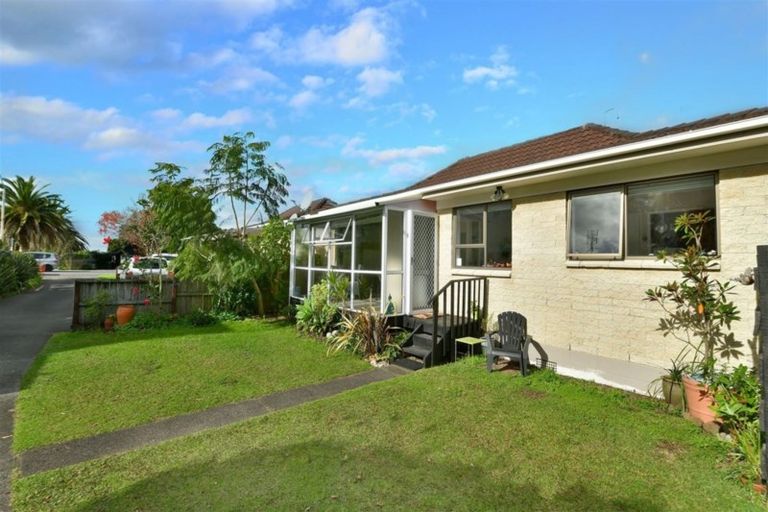 Photo of property in 2/438 Hibiscus Coast Highway, Orewa, 0931