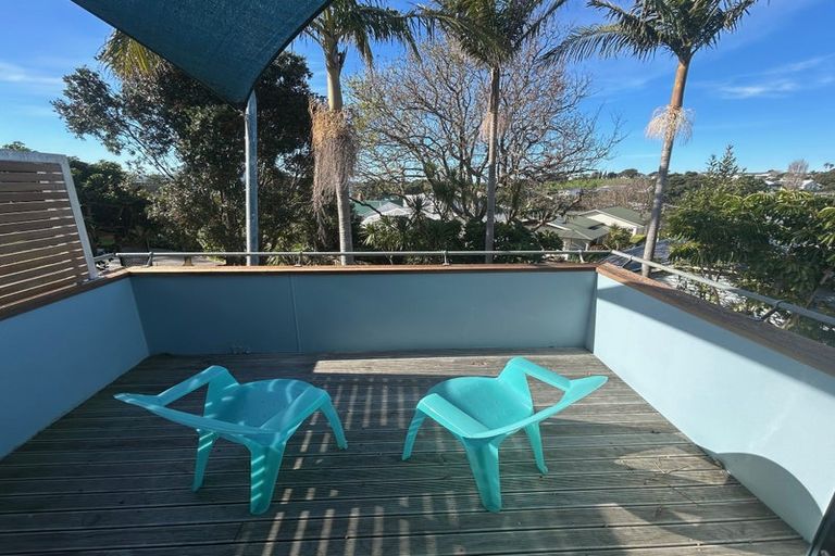 Photo of property in 11b Old Lake Road, Narrow Neck, Auckland, 0624