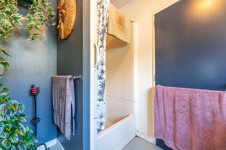 Photo of property in 12-12a Campbell Street, Maori Hill, Timaru, 7910