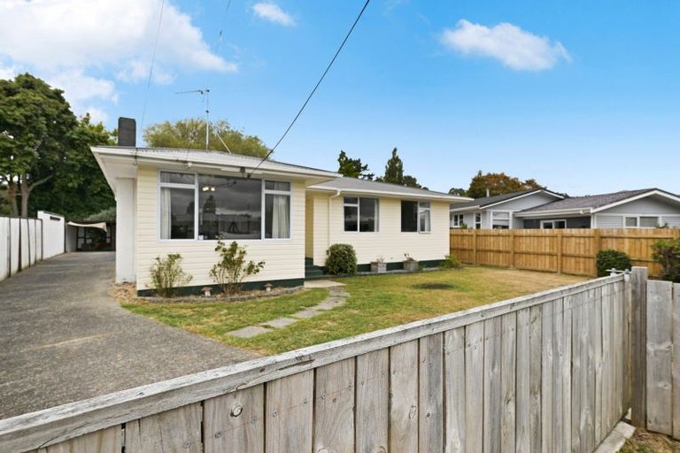 Photo of property in 58 Garden Heights Avenue, Glenview, Hamilton, 3206