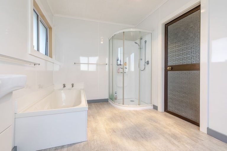 Photo of property in 42 Sydney Street, Takapau, 4203