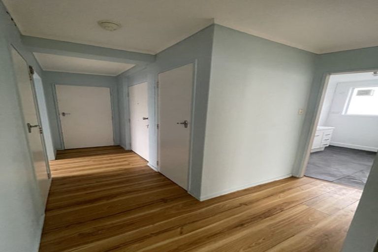 Photo of property in 102u1 Lyall Parade, Lyall Bay, Wellington, 6022