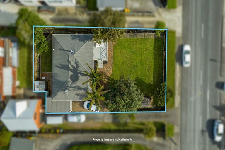 Photo of property in 82 Rosier Road, Glen Eden, Auckland, 0602