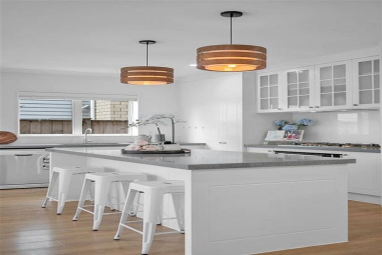 Photo of property in 69 Castlederg Drive, Flat Bush, Auckland, 2019