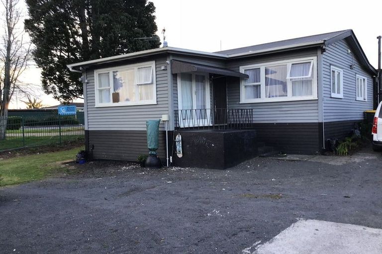 Photo of property in 87 Browns Road, Manurewa, Auckland, 2102