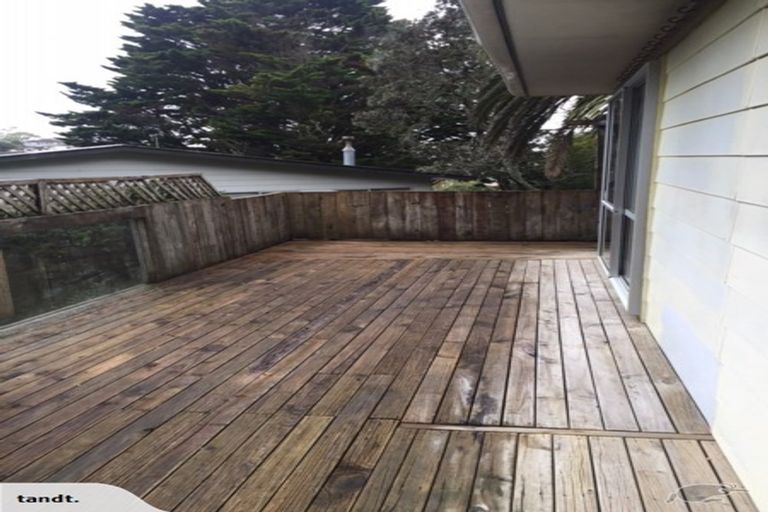 Photo of property in 20 Glenfinn Place, Massey, Auckland, 0614