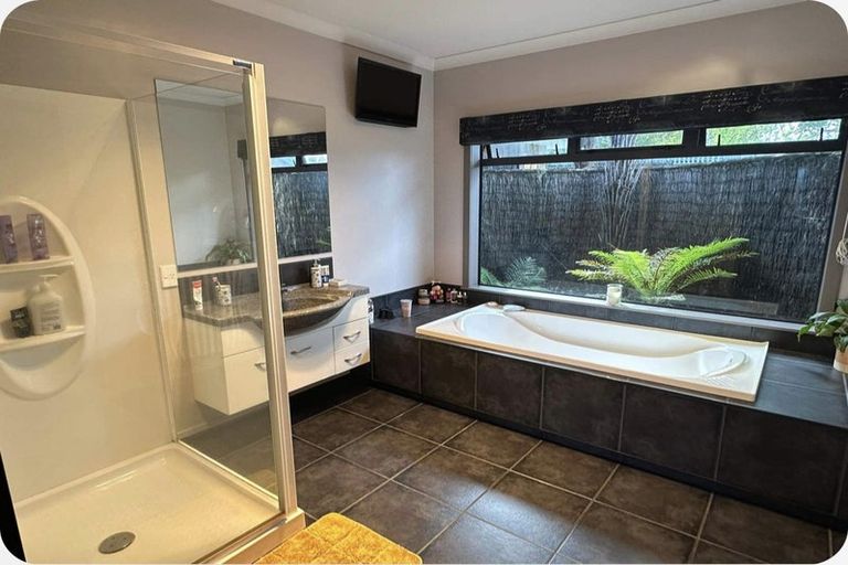 Photo of property in 5 Roseash Lane, Levin, 5510