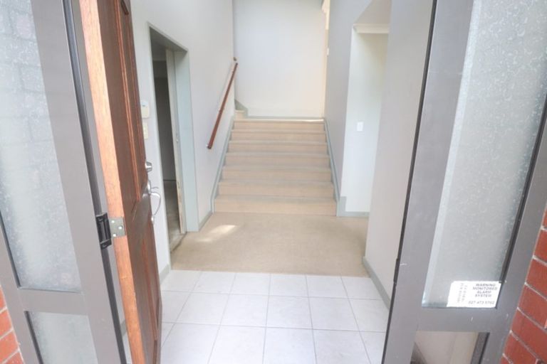 Photo of property in 45 Helleur Road, Massey, Auckland, 0614