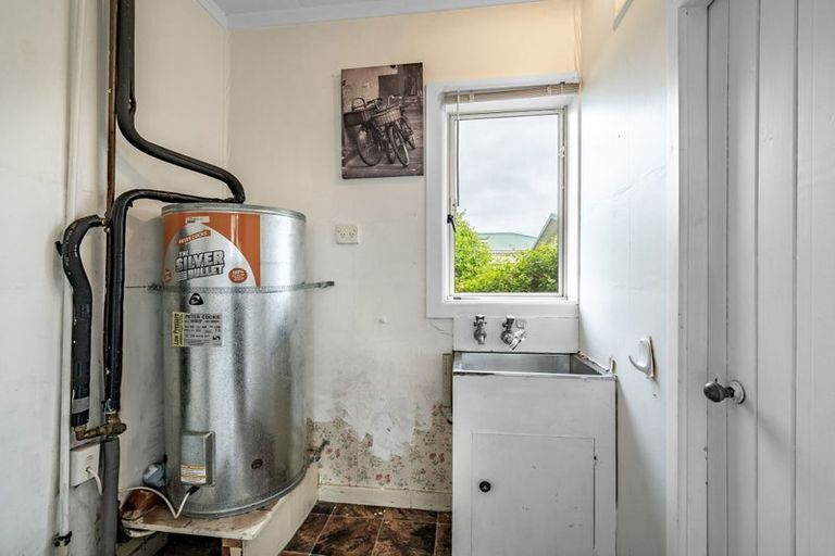 Photo of property in 16 Fox Street, Avenal, Invercargill, 9810