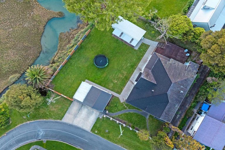 Photo of property in 2 Cobden Street, Gisborne, 4010