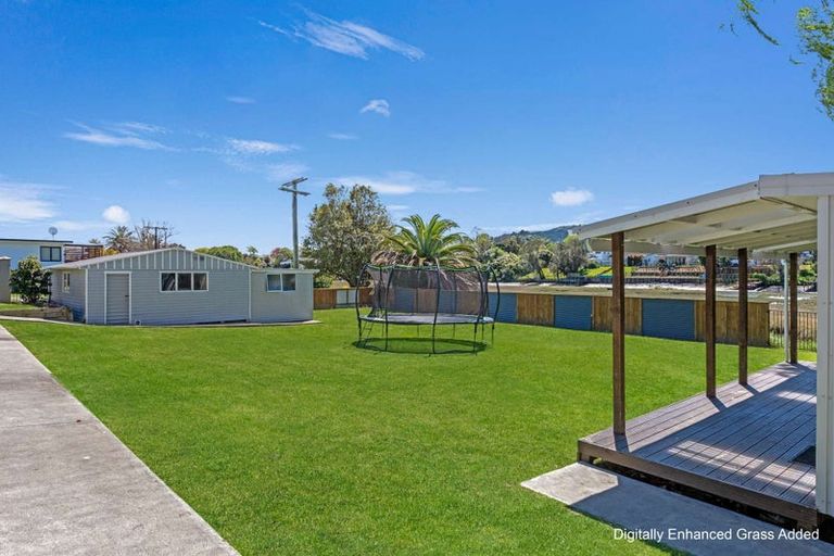 Photo of property in 2 Cobden Street, Gisborne, 4010