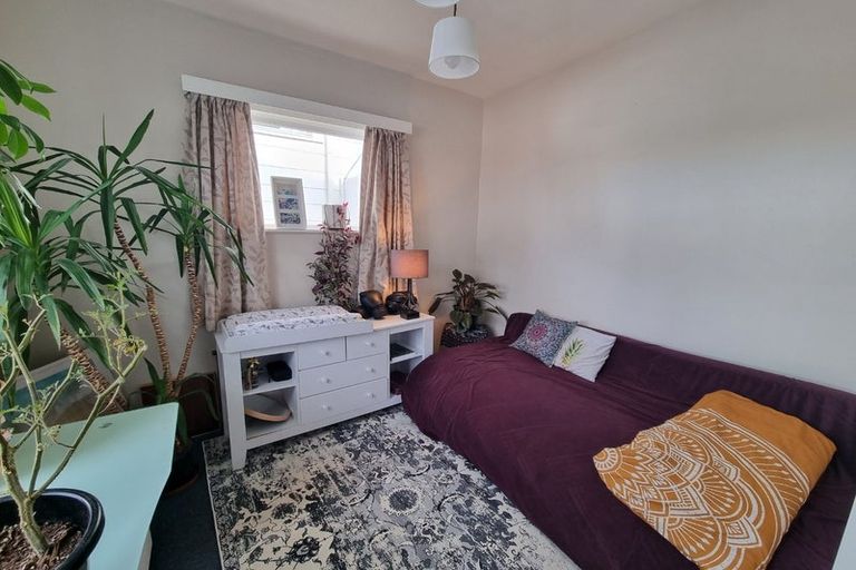 Photo of property in 52 Thompson Street, Mount Cook, Wellington, 6011