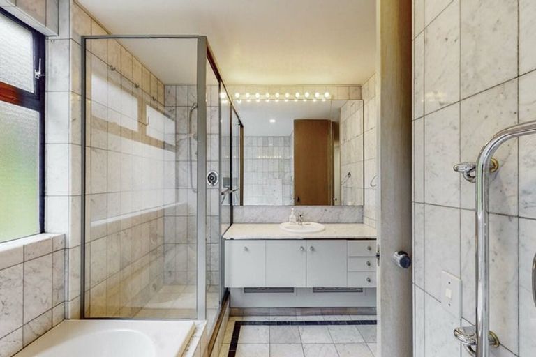 Photo of property in 260u6 Oriental Parade, Oriental Bay, Wellington, 6011