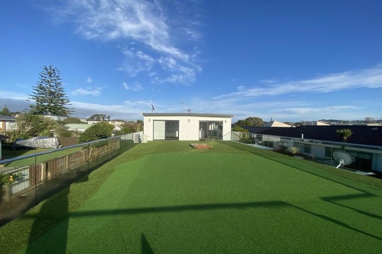 Photo of property in 7/19 Milton Road, Orewa, 0931