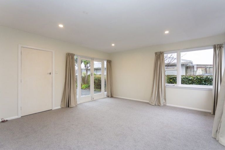 Photo of property in 32 Hounslow Street, Ilam, Christchurch, 8041