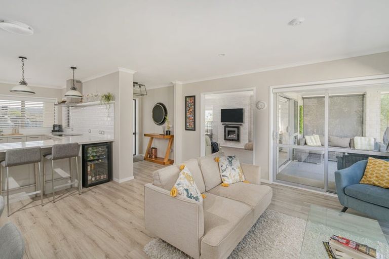 Photo of property in 50 Leeward Drive, Whitianga, 3510