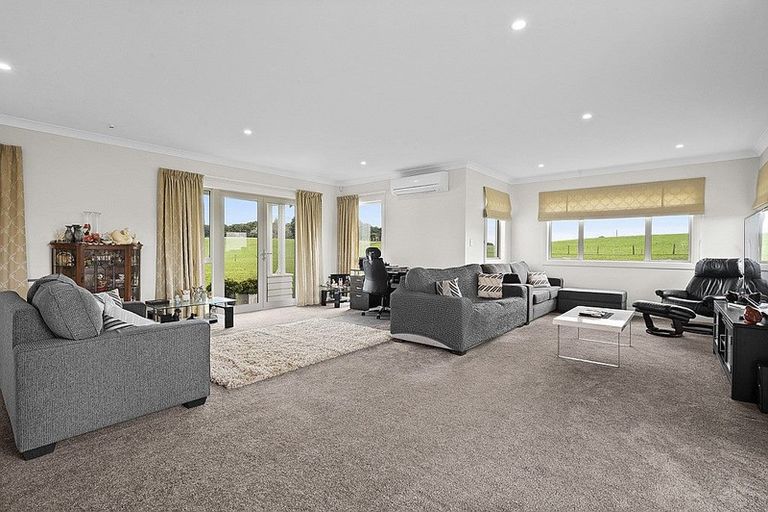 Photo of property in 3 Sands Road, Waiuku, 2681